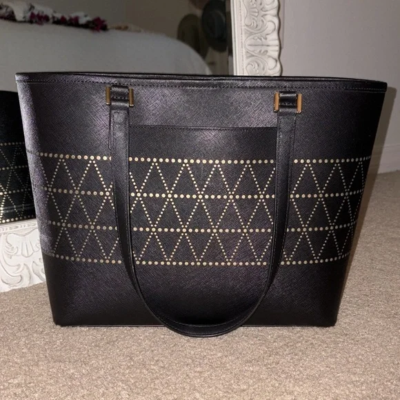 Michael Kors Jet Set Tote - Picture 2 of 3